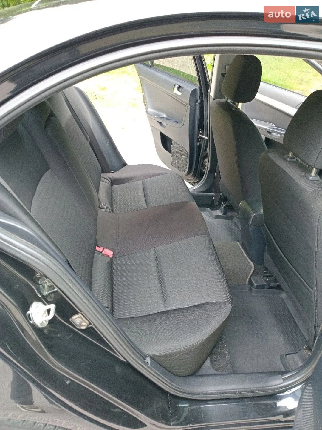 2012 Mitsubishi Lancer - мініатюра 19