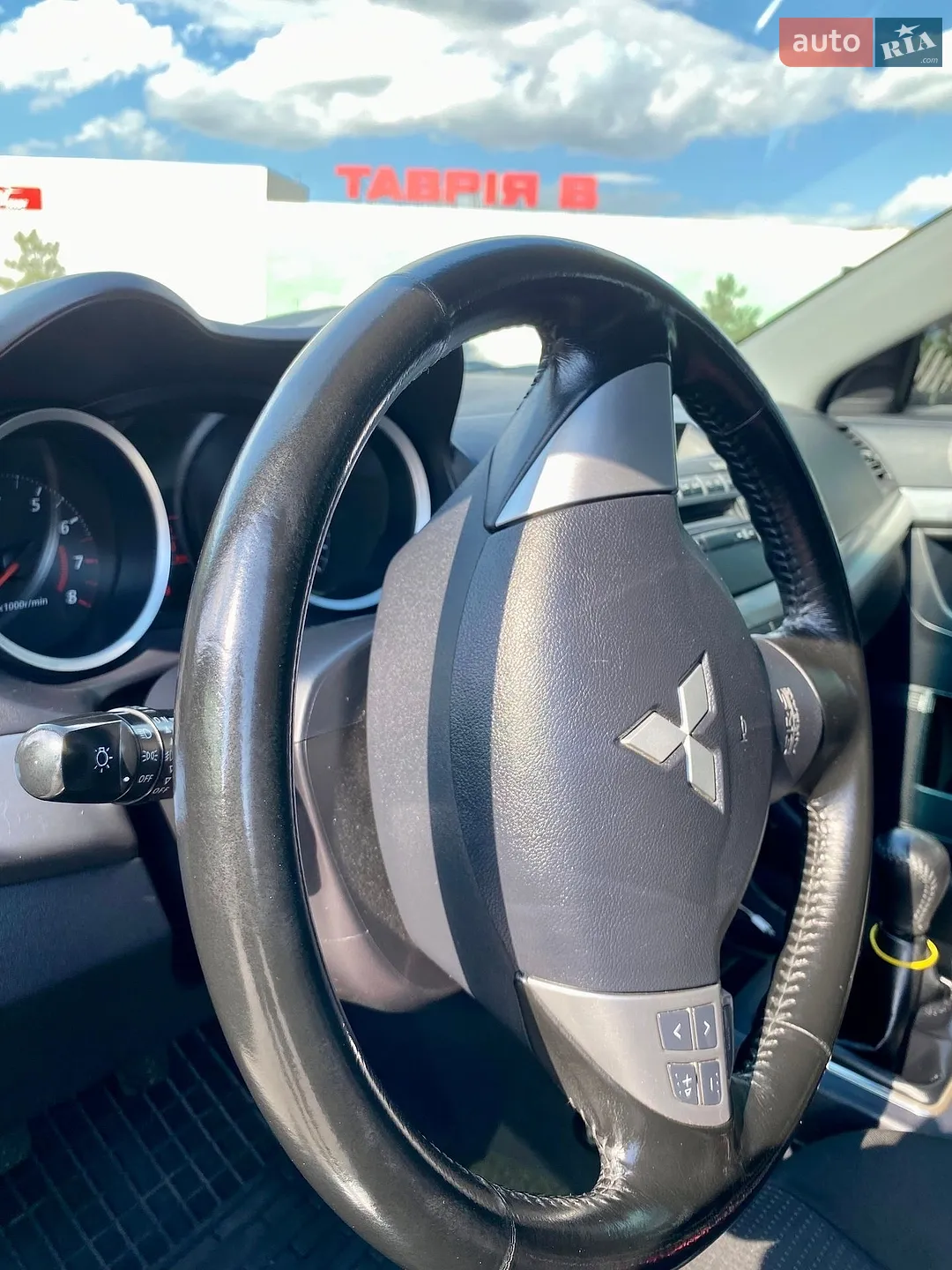 2010 Mitsubishi Lancer - мініатюра 12