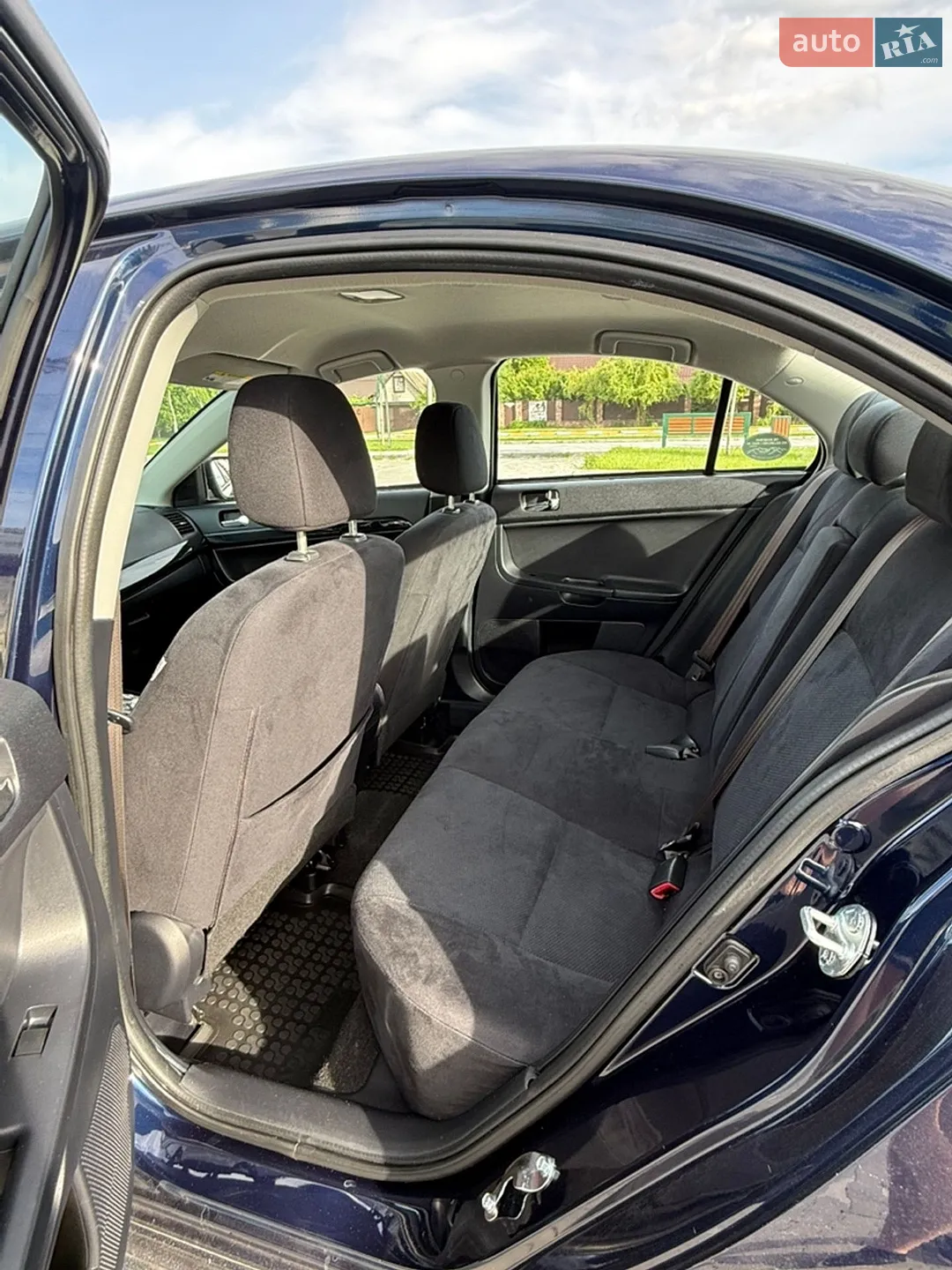 2014 Mitsubishi Lancer - мініатюра 21