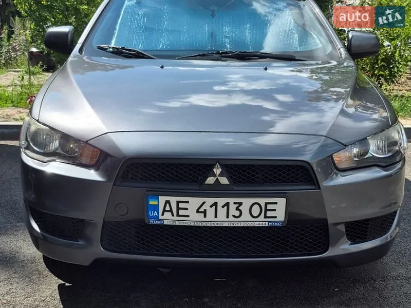 Mitsubishi Lancer