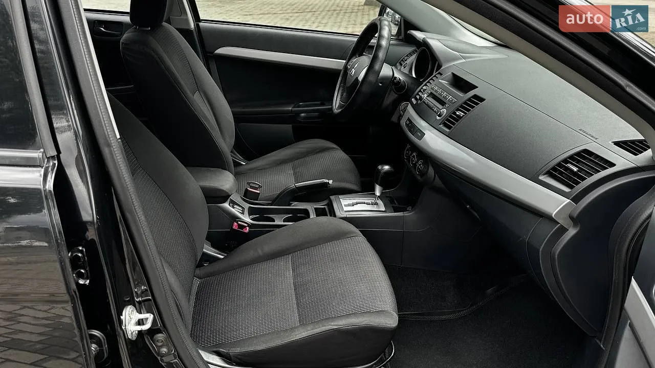 2011 Mitsubishi Lancer - мініатюра 14