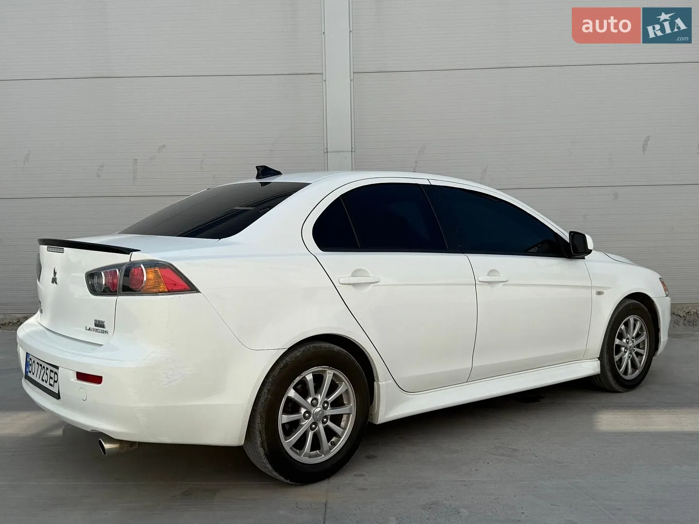 2010 Mitsubishi Lancer - мініатюра 29