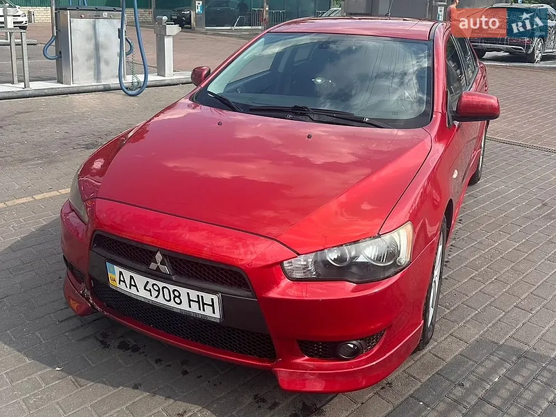 Mitsubishi Lancer