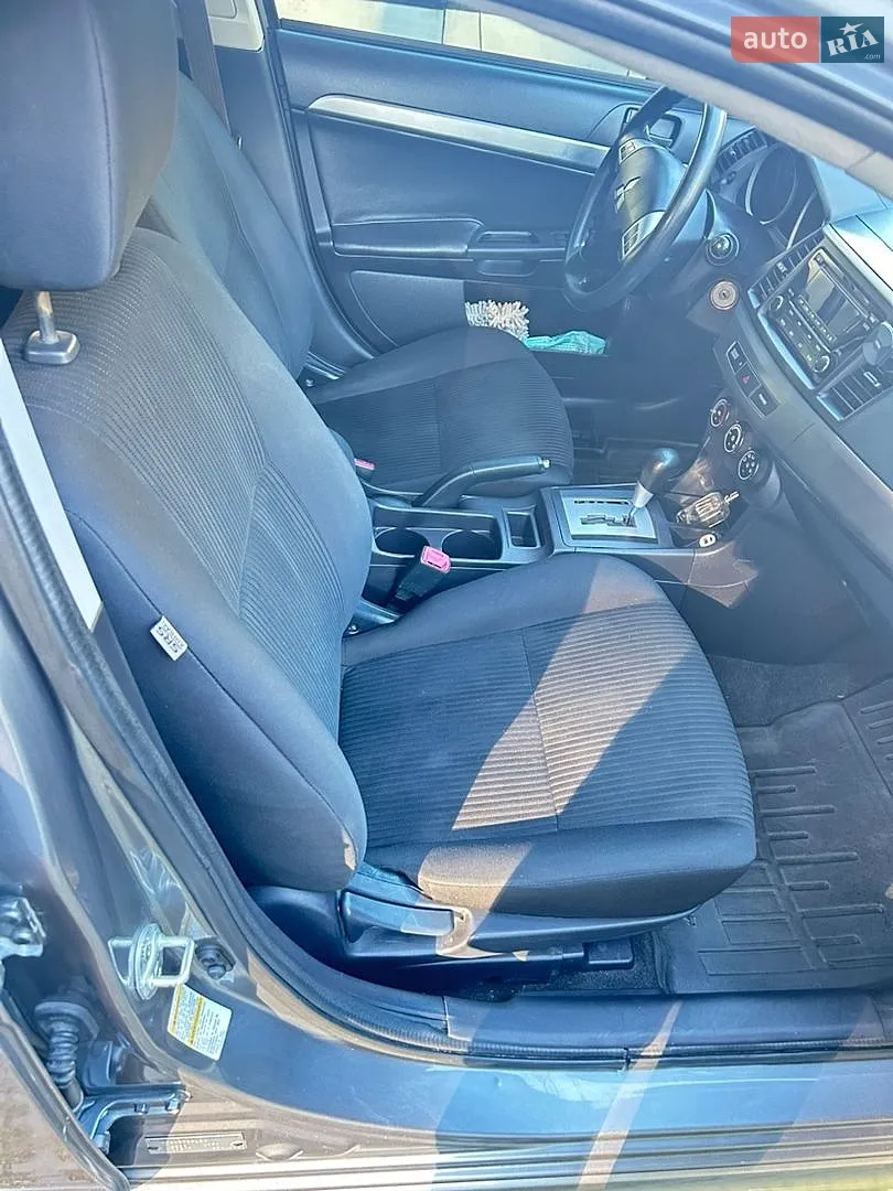 2015 Mitsubishi Lancer - мініатюра 14