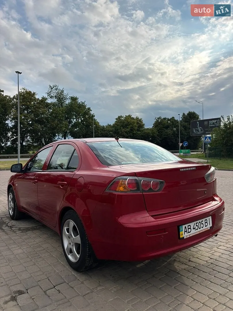 2011 Mitsubishi Lancer - мініатюра 3