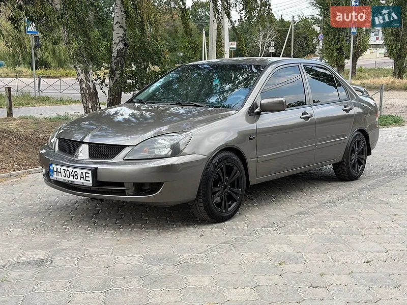 Mitsubishi Lancer