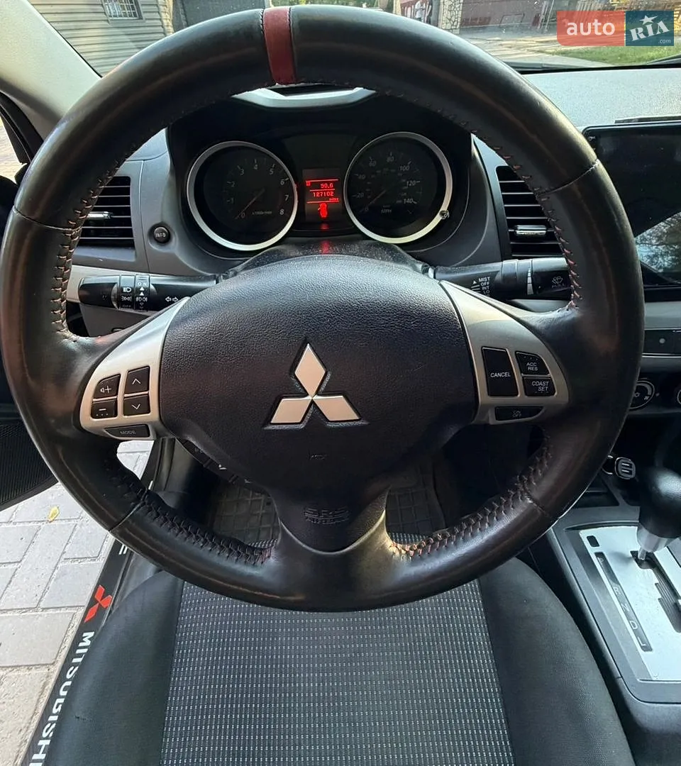 2011 Mitsubishi Lancer - мініатюра 11