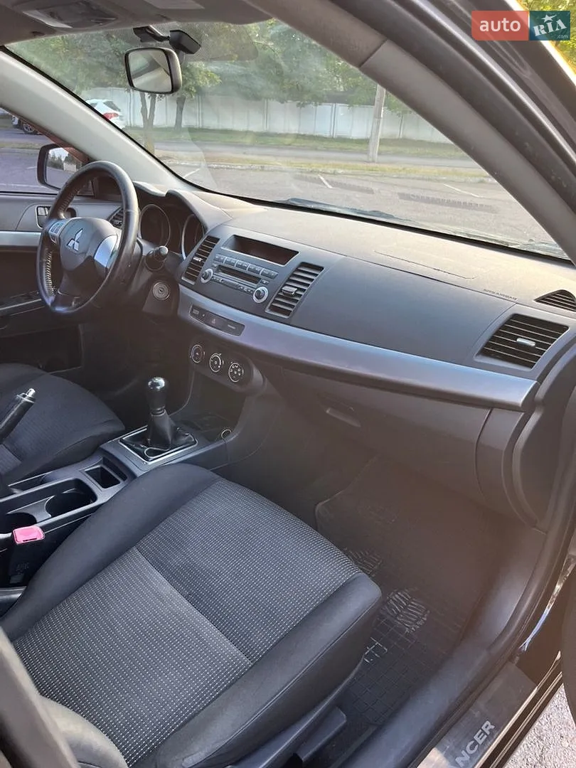 2011 Mitsubishi Lancer - мініатюра 10