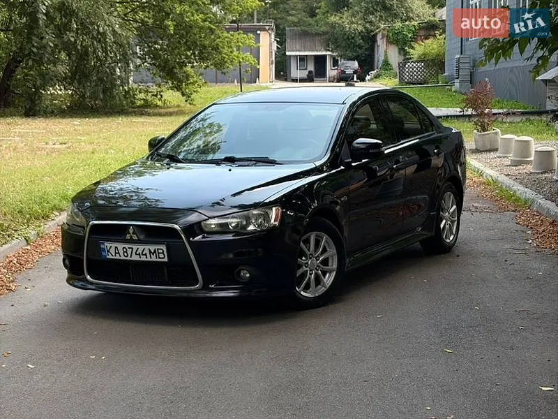 Mitsubishi Lancer