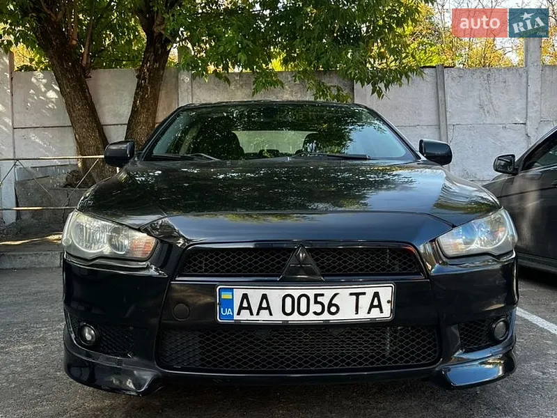 Mitsubishi Lancer