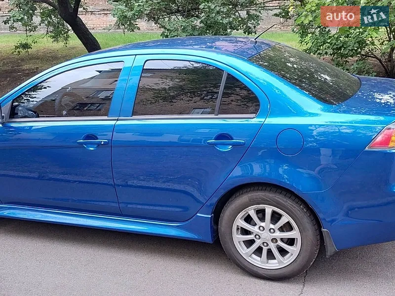 Mitsubishi Lancer 2011