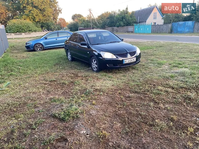 Mitsubishi Lancer