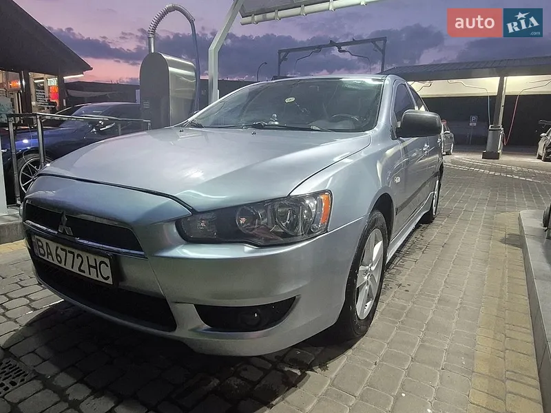 Mitsubishi Lancer