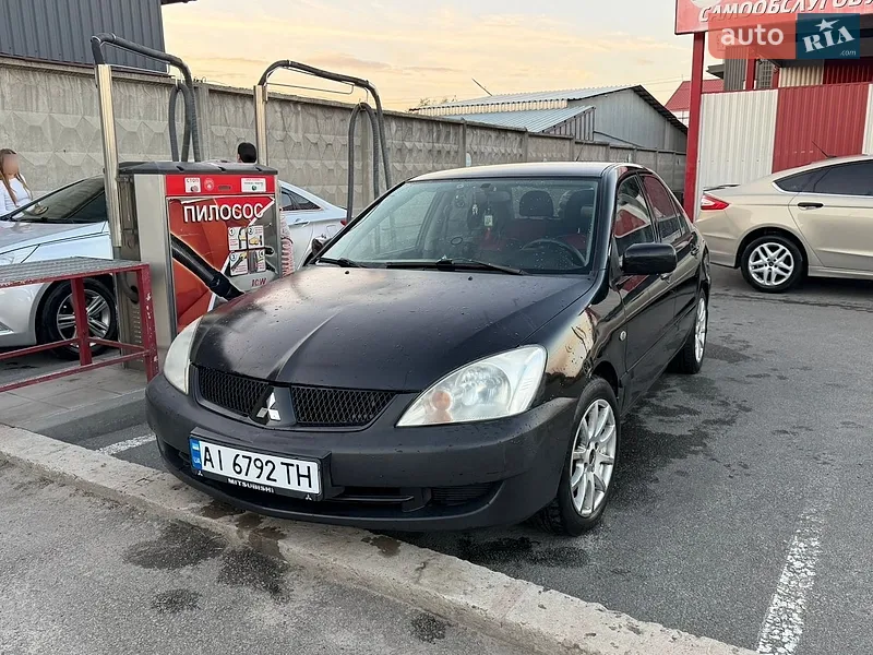 Mitsubishi Lancer