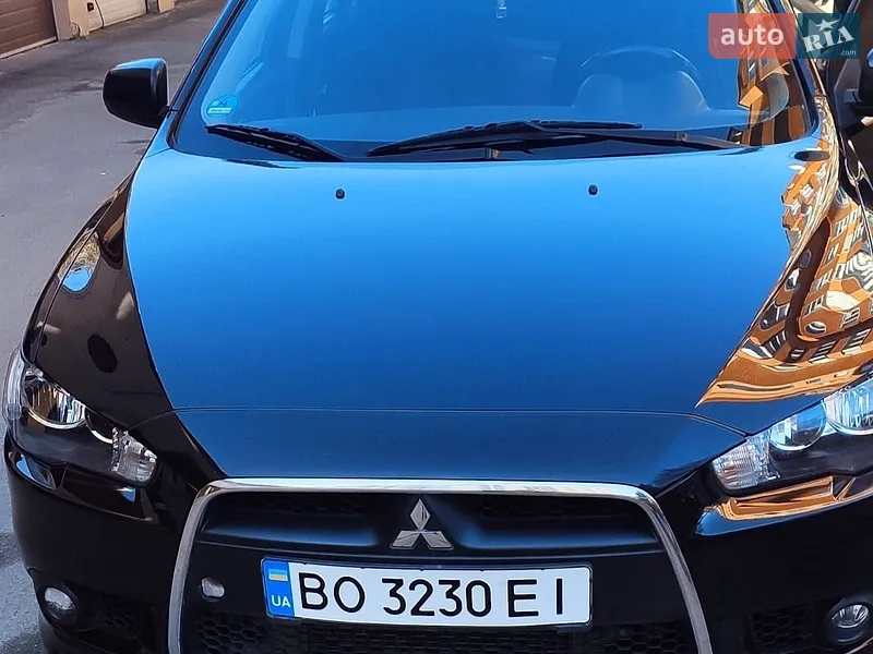 Mitsubishi Lancer