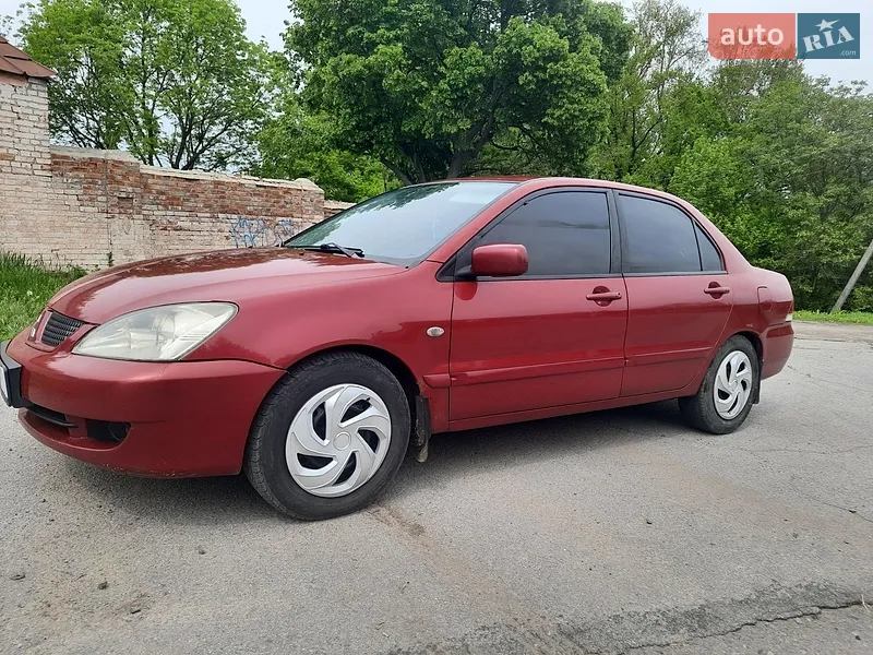 Mitsubishi Lancer