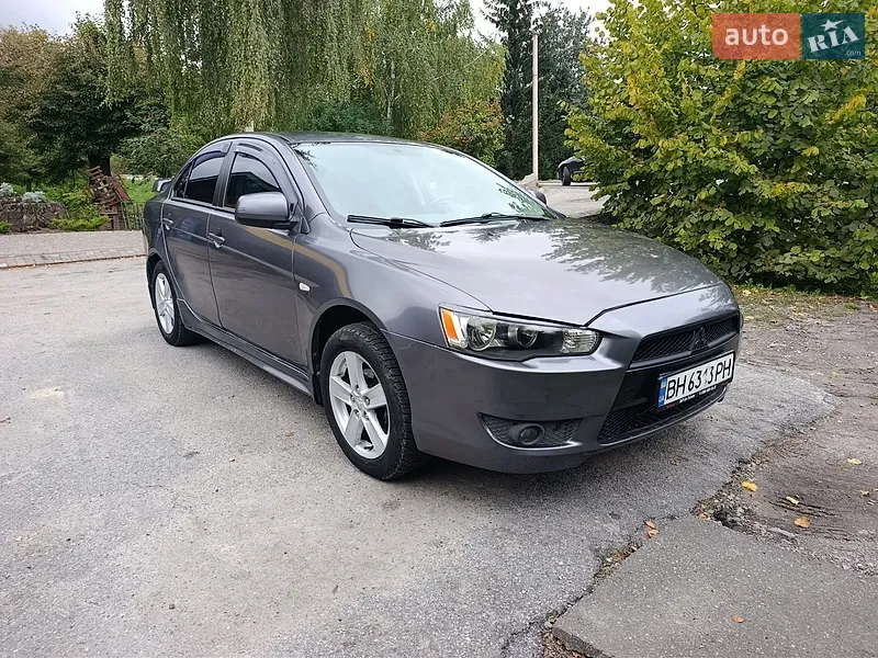 Mitsubishi Lancer