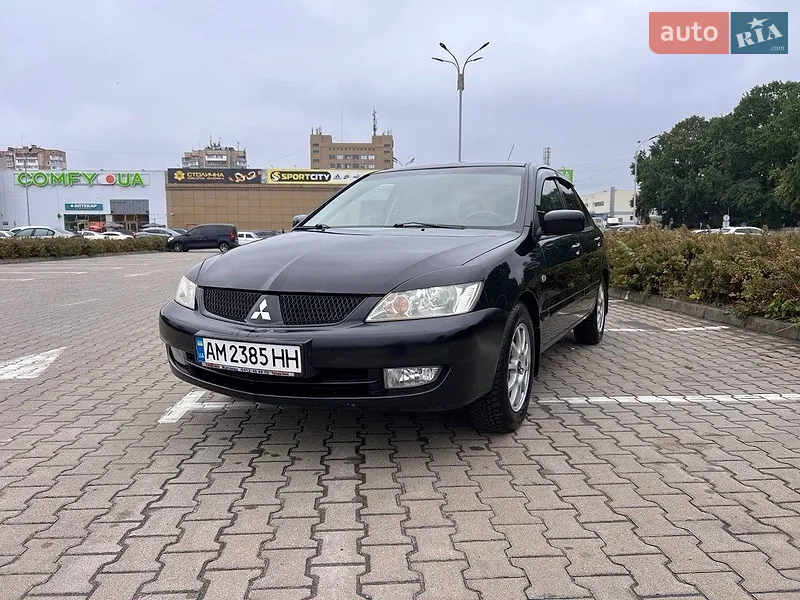 Mitsubishi Lancer