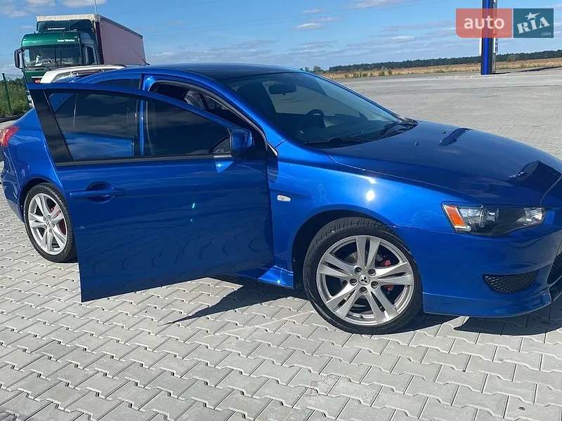 Mitsubishi Lancer