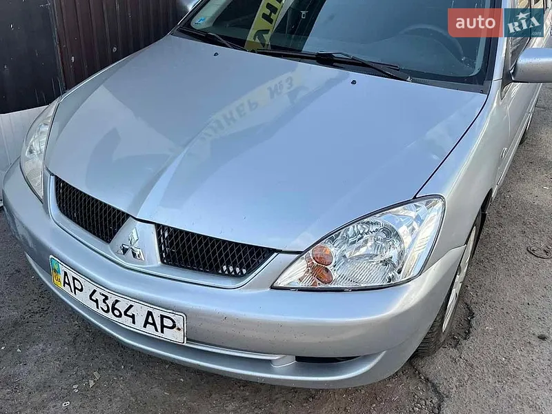 Mitsubishi Lancer