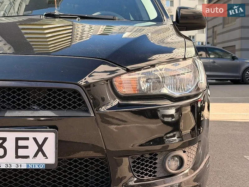 Mitsubishi Lancer