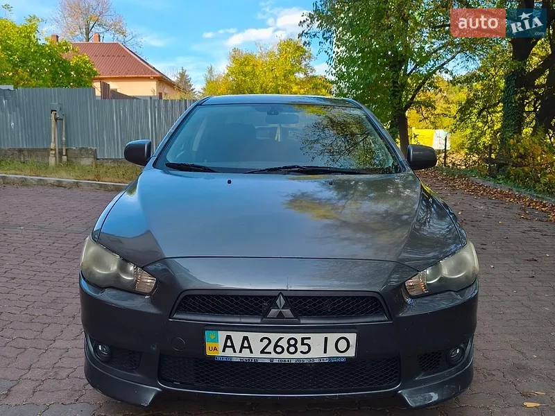Mitsubishi Lancer