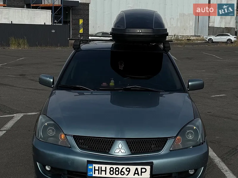 Mitsubishi Lancer