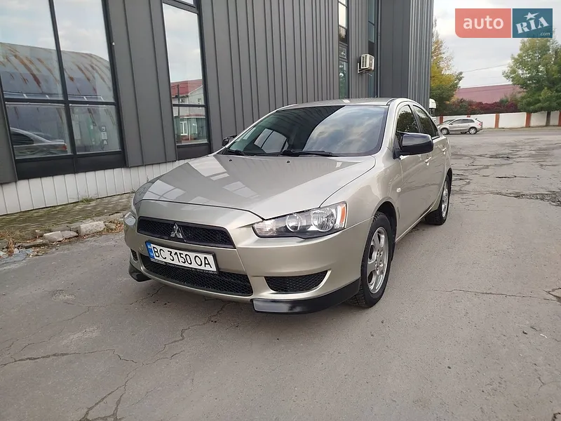 Mitsubishi Lancer