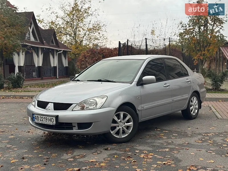 Mitsubishi Lancer