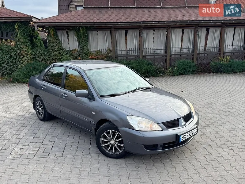 Mitsubishi Lancer