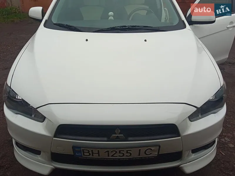 Mitsubishi Lancer