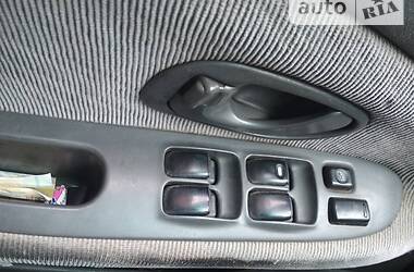 Седан Mitsubishi Mirage 2001 в 