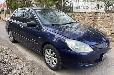 Седан Mitsubishi Mirage 2004 в 