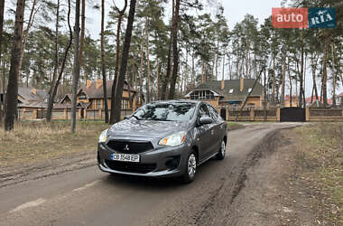 Седан Mitsubishi Mirage 2018 в Чернігові