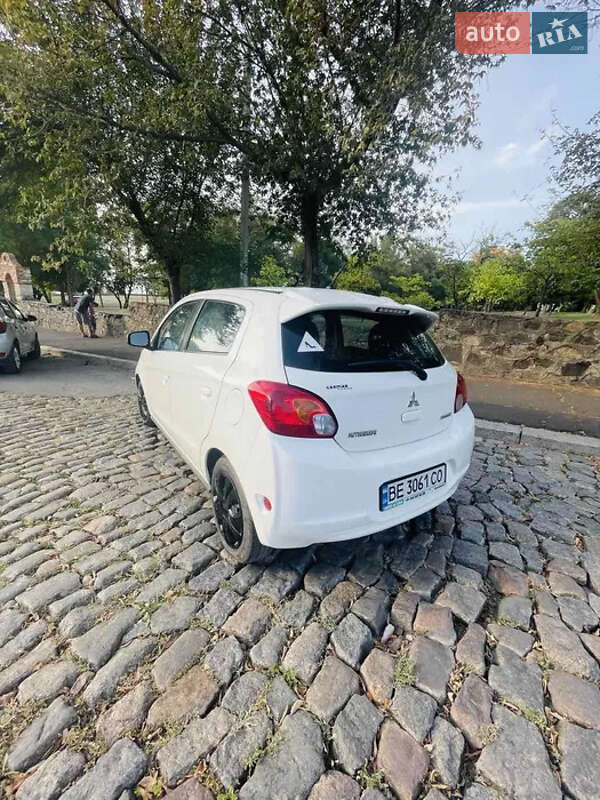 Хэтчбек Mitsubishi Mirage 2014 в Николаеве