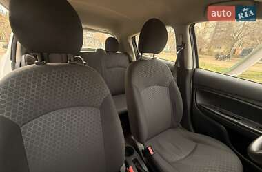 Хэтчбек Mitsubishi Mirage 2014 в 