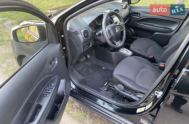 Хэтчбек Mitsubishi Mirage 2020 в 