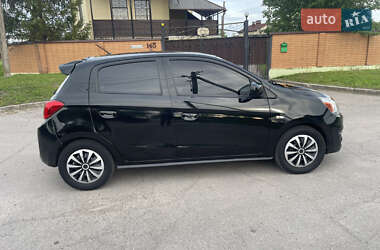 Хэтчбек Mitsubishi Mirage 2016 в 