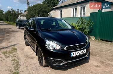 Хэтчбек Mitsubishi Mirage 2019 в Киеве