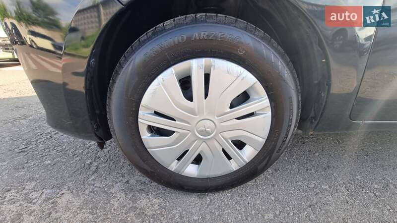 Седан Mitsubishi Mirage 2020 в Крюковщине