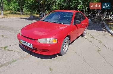 Хэтчбек Mitsubishi Mirage 2002 в 