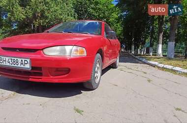 Хэтчбек Mitsubishi Mirage 2002 в 