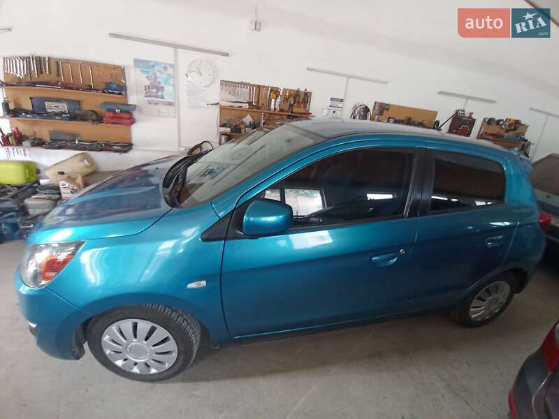 Хэтчбек Mitsubishi Mirage 2019 в Умани