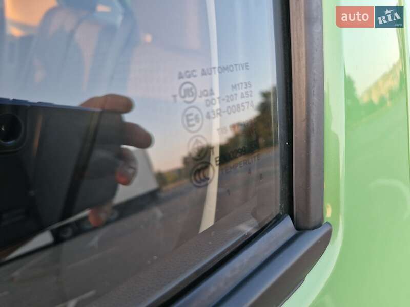 Хетчбек Mitsubishi Mirage 2014 в Кропивницькому