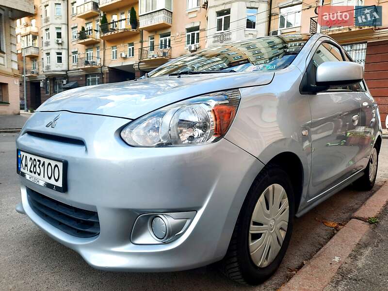Хэтчбек Mitsubishi Mirage 2014 в Киеве
