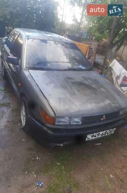 Седан Mitsubishi Mirage 1989 в Біляївці