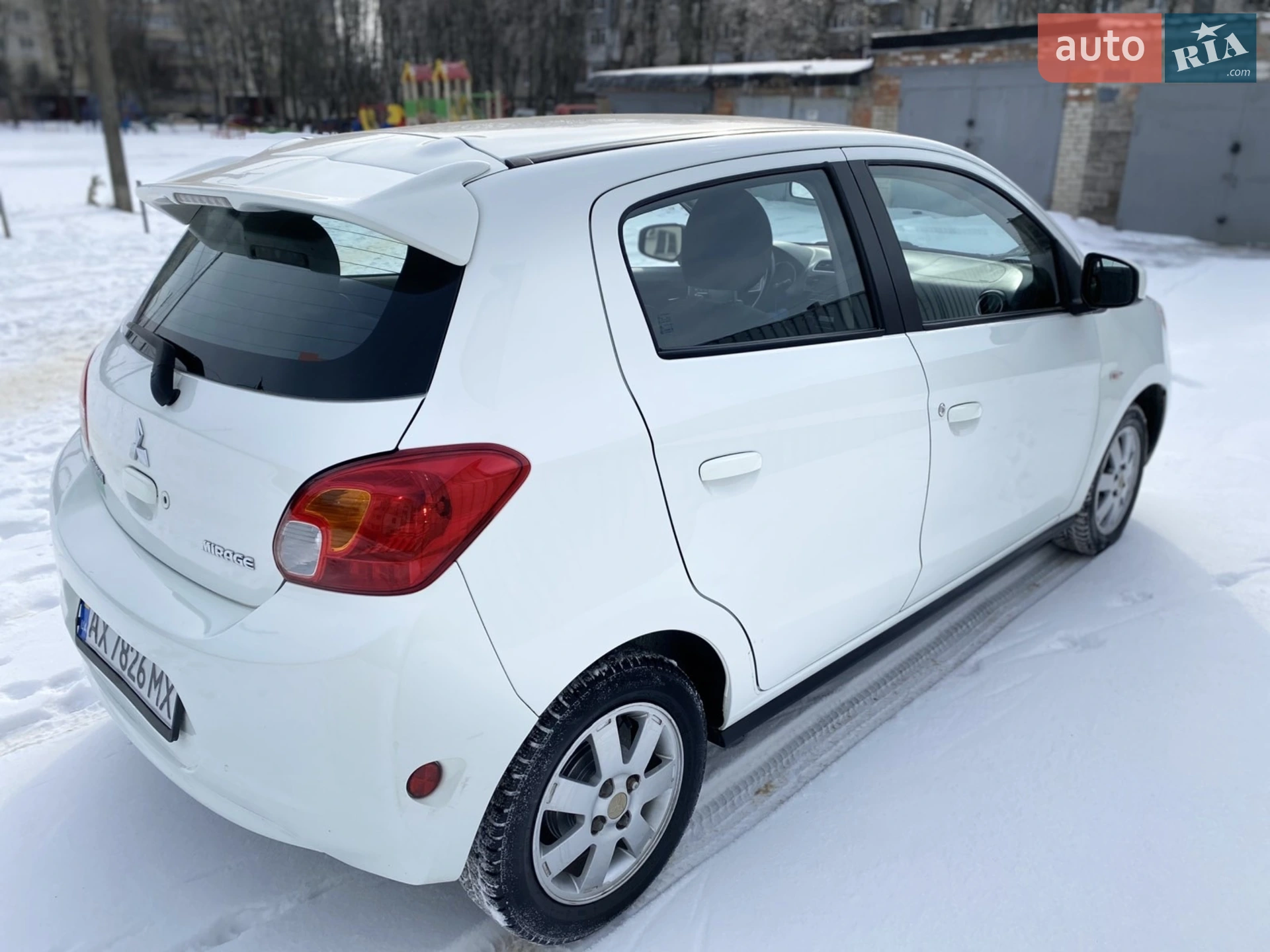 2013 Mitsubishi Mirage - мініатюра 8