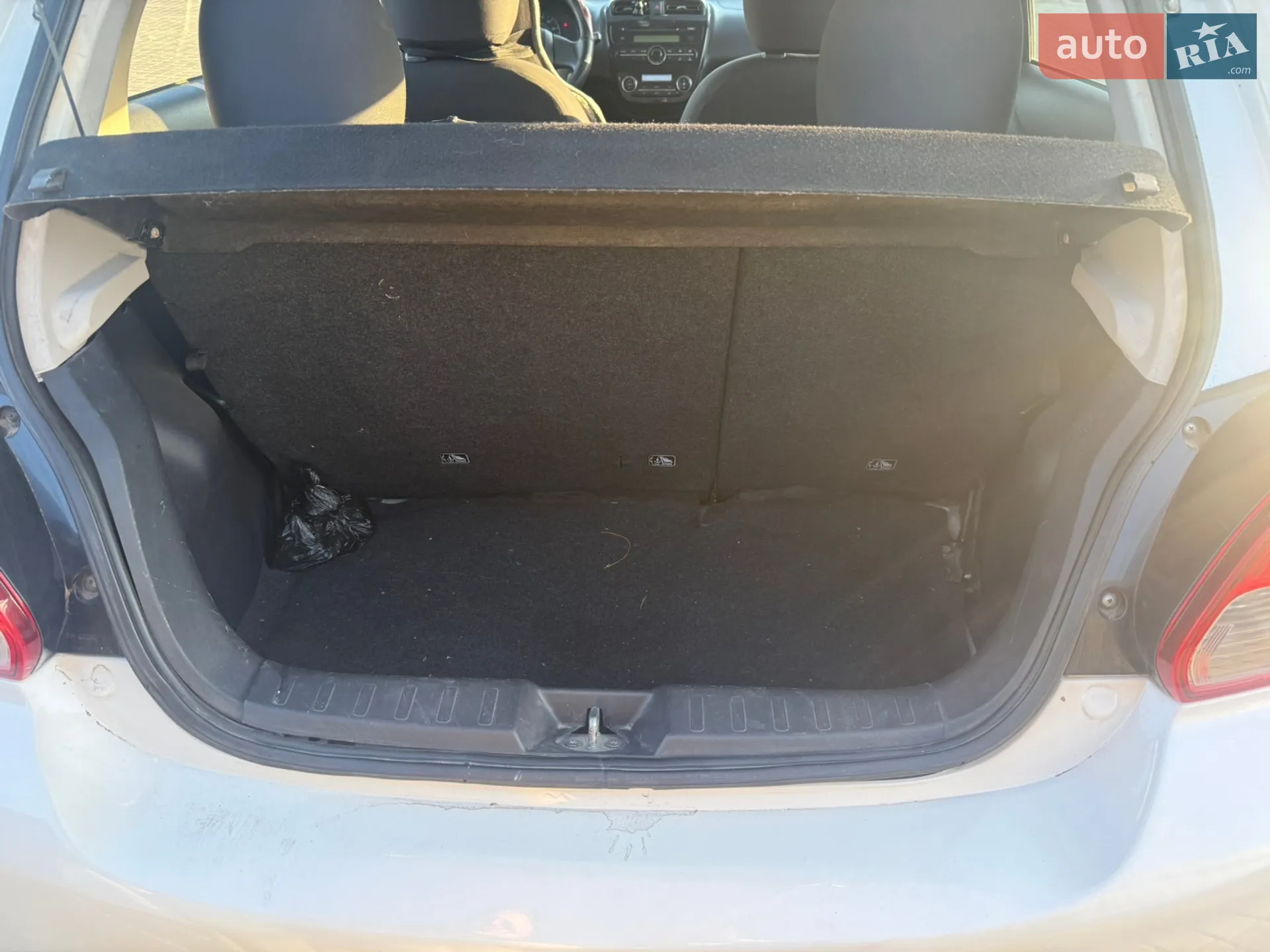 2015 Mitsubishi Mirage - мініатюра 8