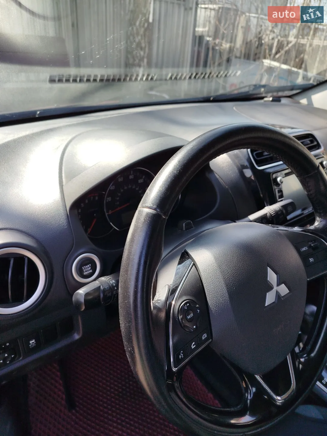 2017 Mitsubishi Mirage - мініатюра 14
