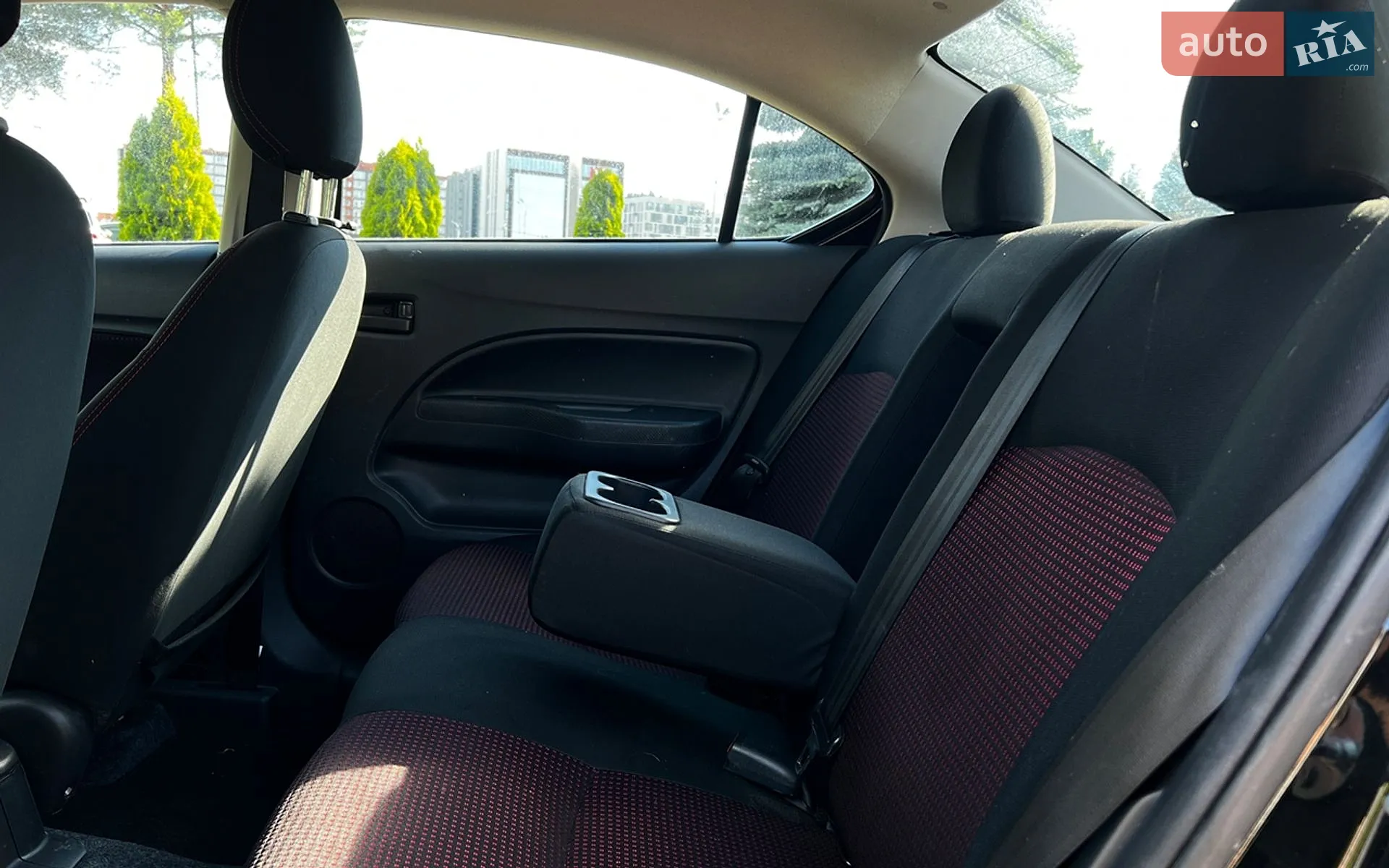 2021 Mitsubishi Mirage - мініатюра 23
